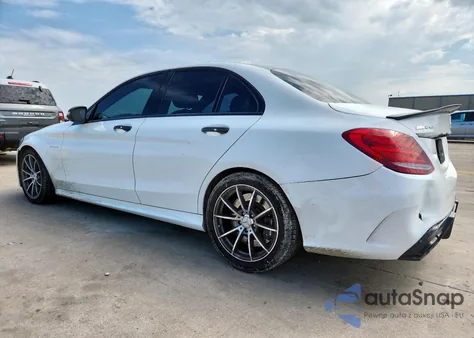 2017 Mercedes-Benz C 63 Amg z USA, uszkodzony, nr VIN 55SWF8GB6HU230801